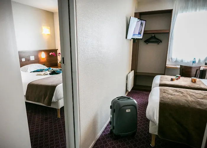 Brit Hotel Rennes Le Castel